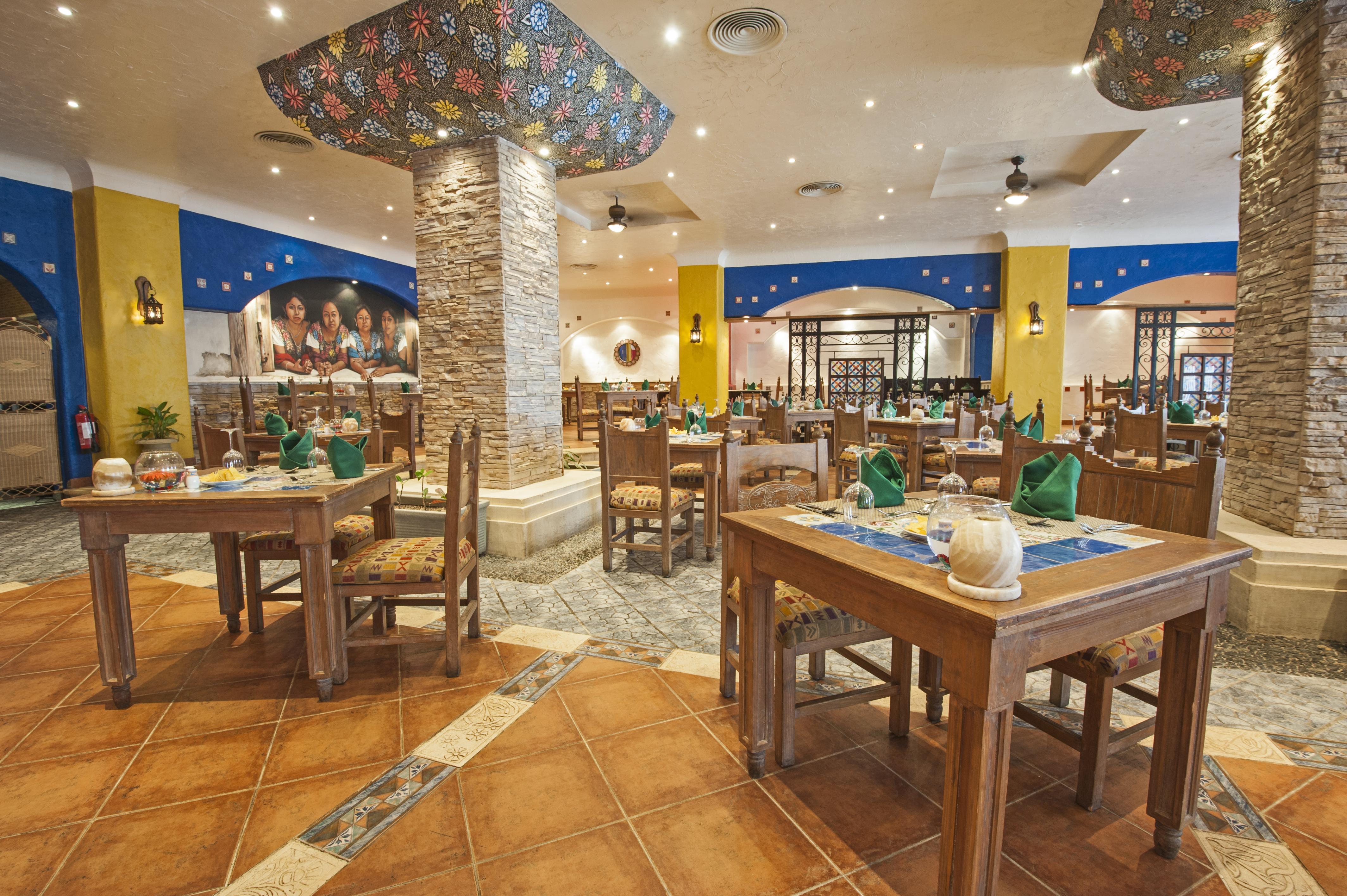 Sunrise Mamlouk Palace Resort Hurghada Exterior foto The buffet at the resort