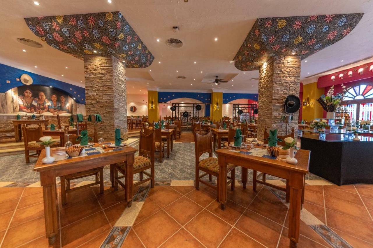 Sunrise Mamlouk Palace Resort Hurghada Exterior foto The restaurant