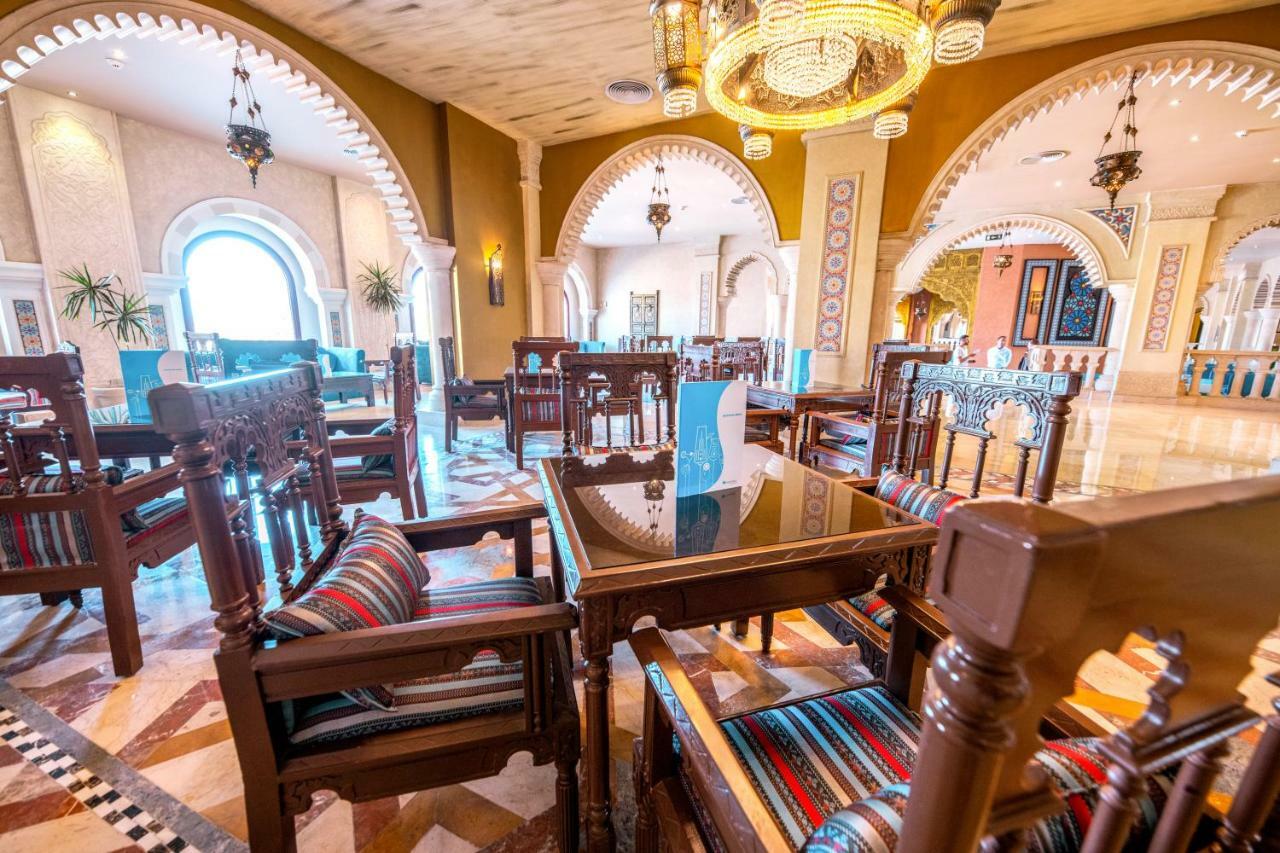 Sunrise Mamlouk Palace Resort Hurghada Exterior foto The restaurant